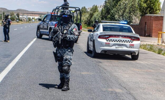 Detienen Fuerzas de Seguridad a dos probables generadores de violencia y aseguran armamento en Jerez